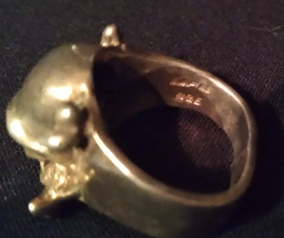 STIRLING SILVER 925 RING - SKULL & CROSSBONES - VINTAGE image indicator(5)