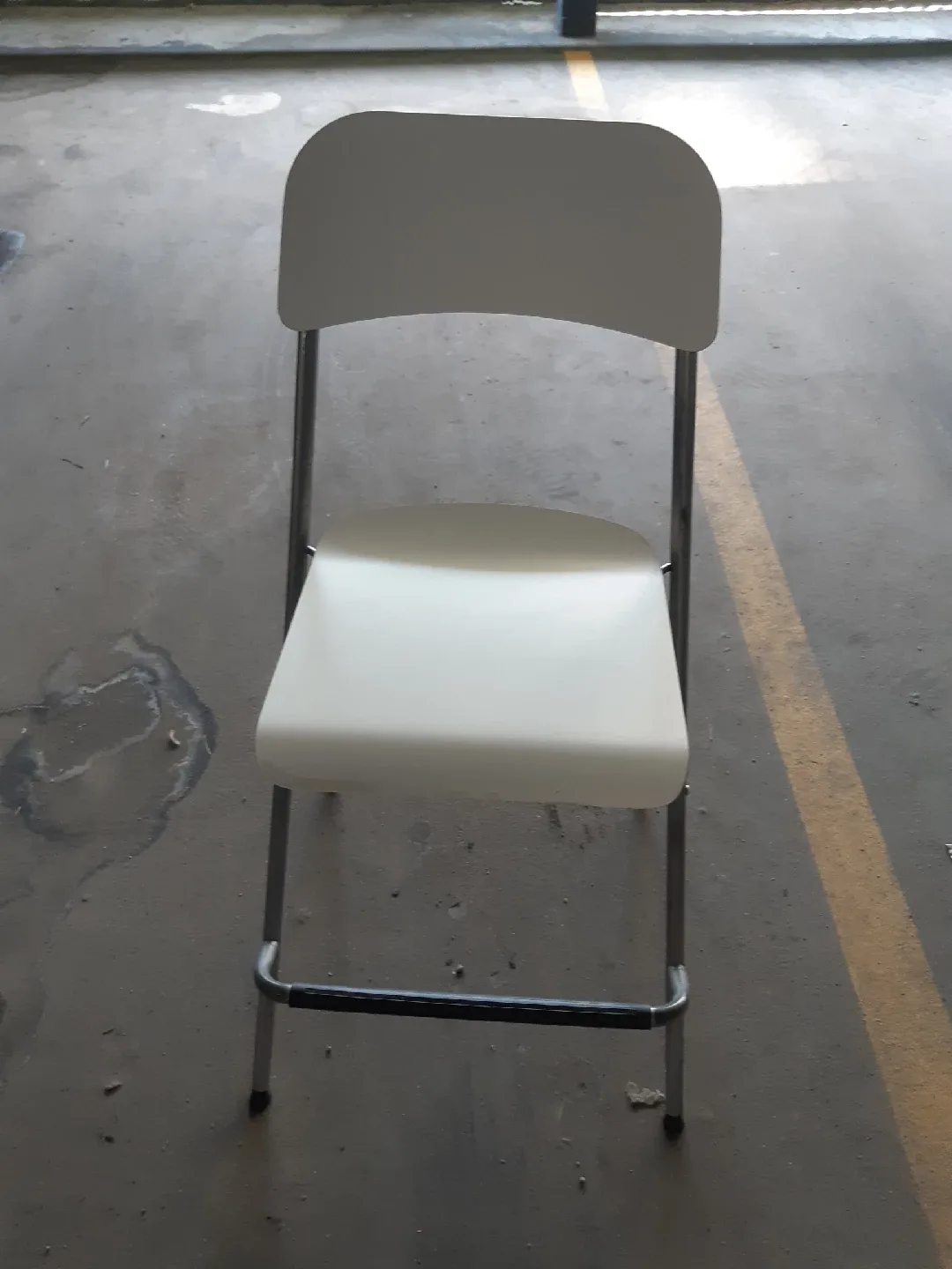 IKEA Franklin Bar Stool - White 🥕 thumbnail