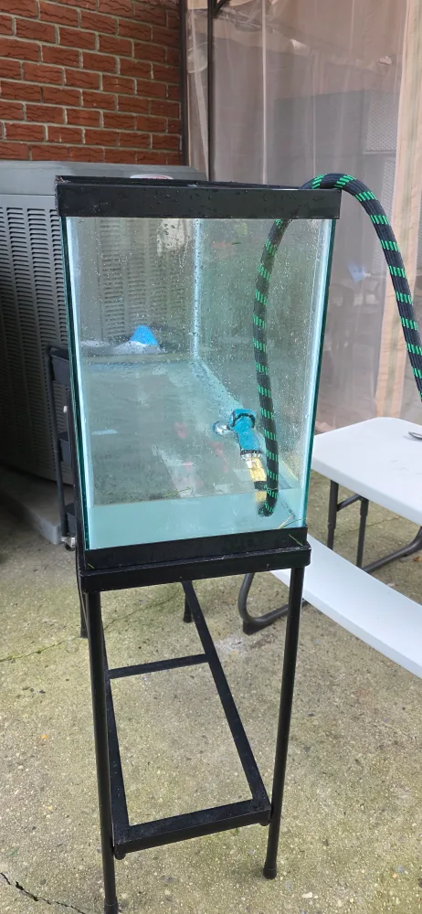 30 gallon. Aquarium with Stand and Accessories image indicator(6)