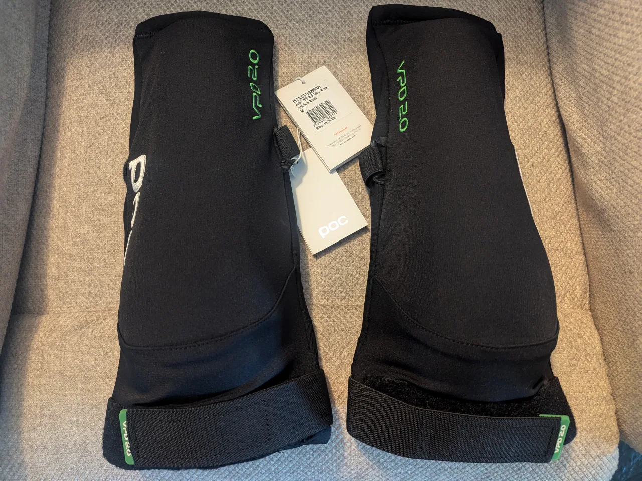POC VPD 2.0 Knee Pads - Size M thumbnail