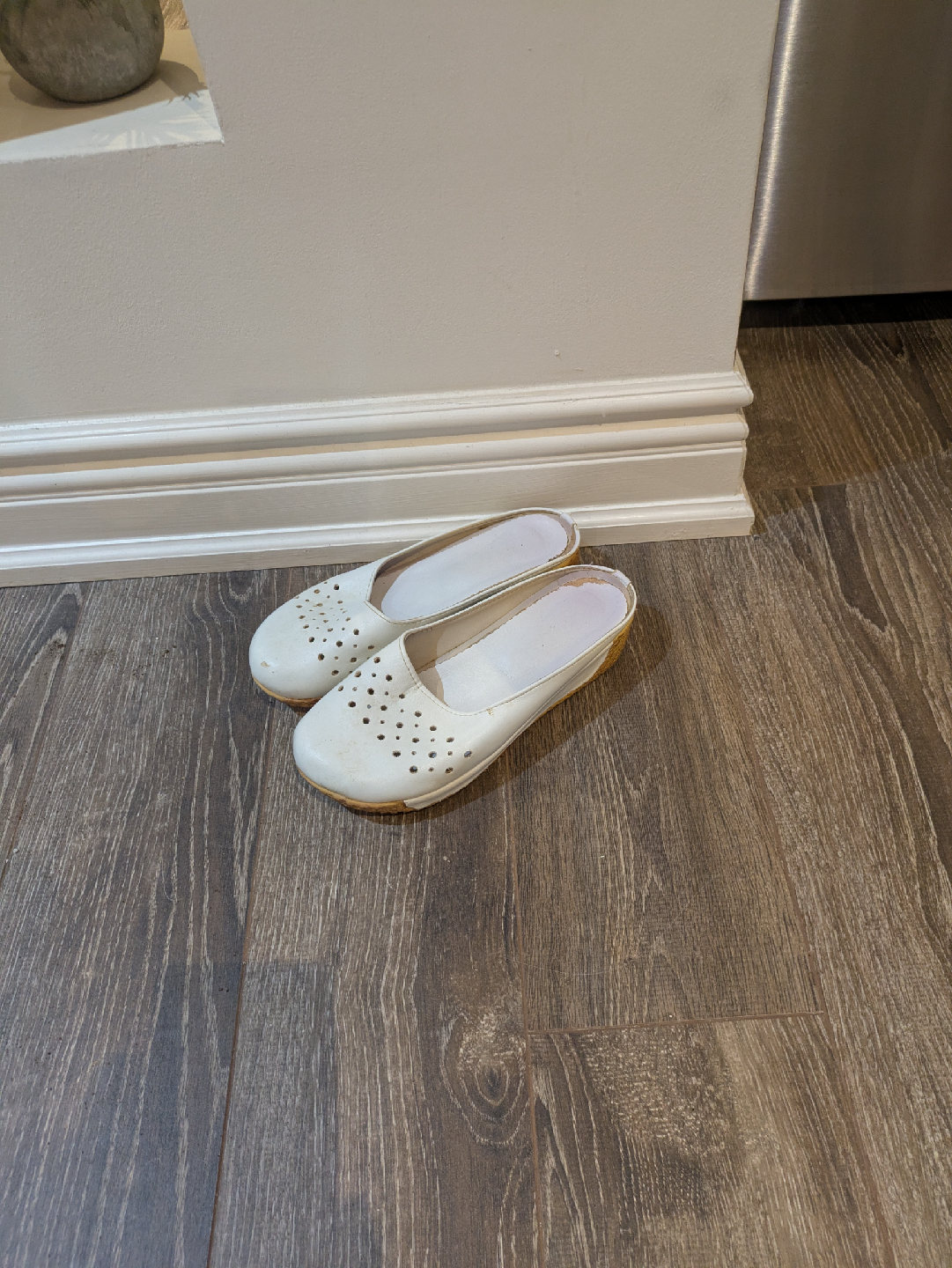 White Slip-On Shoes #freecycle