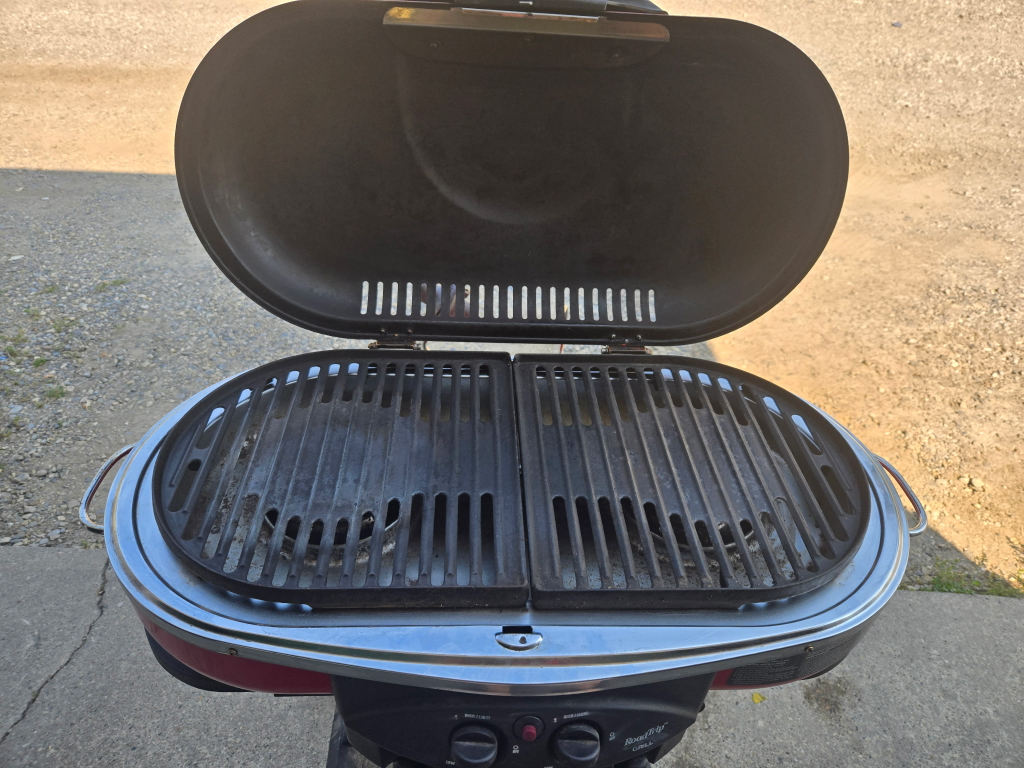 portable grill included 5small propane bottle - photo 2