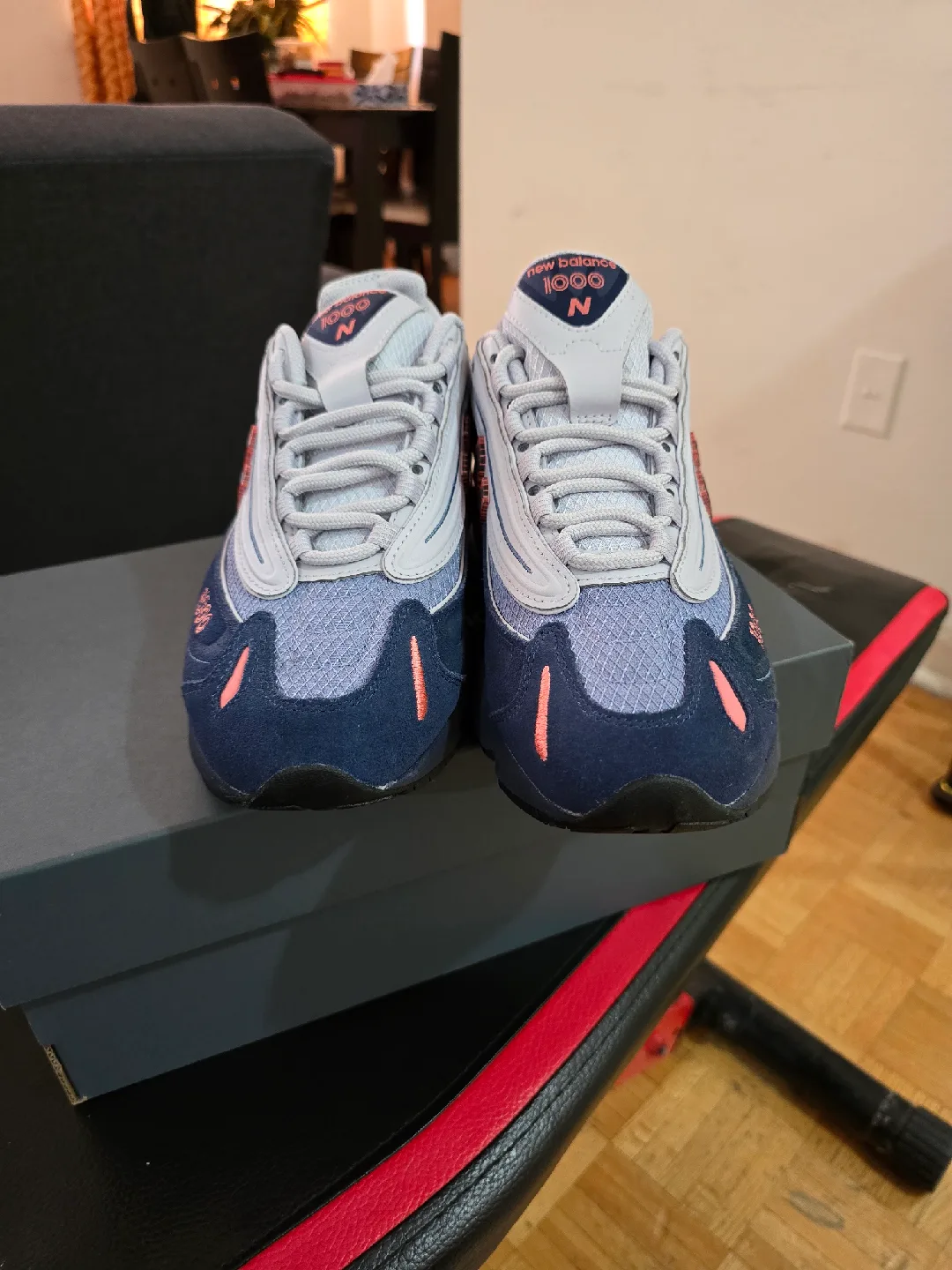 New Balance M1000 Blue/Grey - Size 8.5 US image indicator(3)