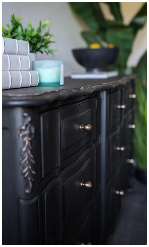 French Provincial Dresser image indicator(3)