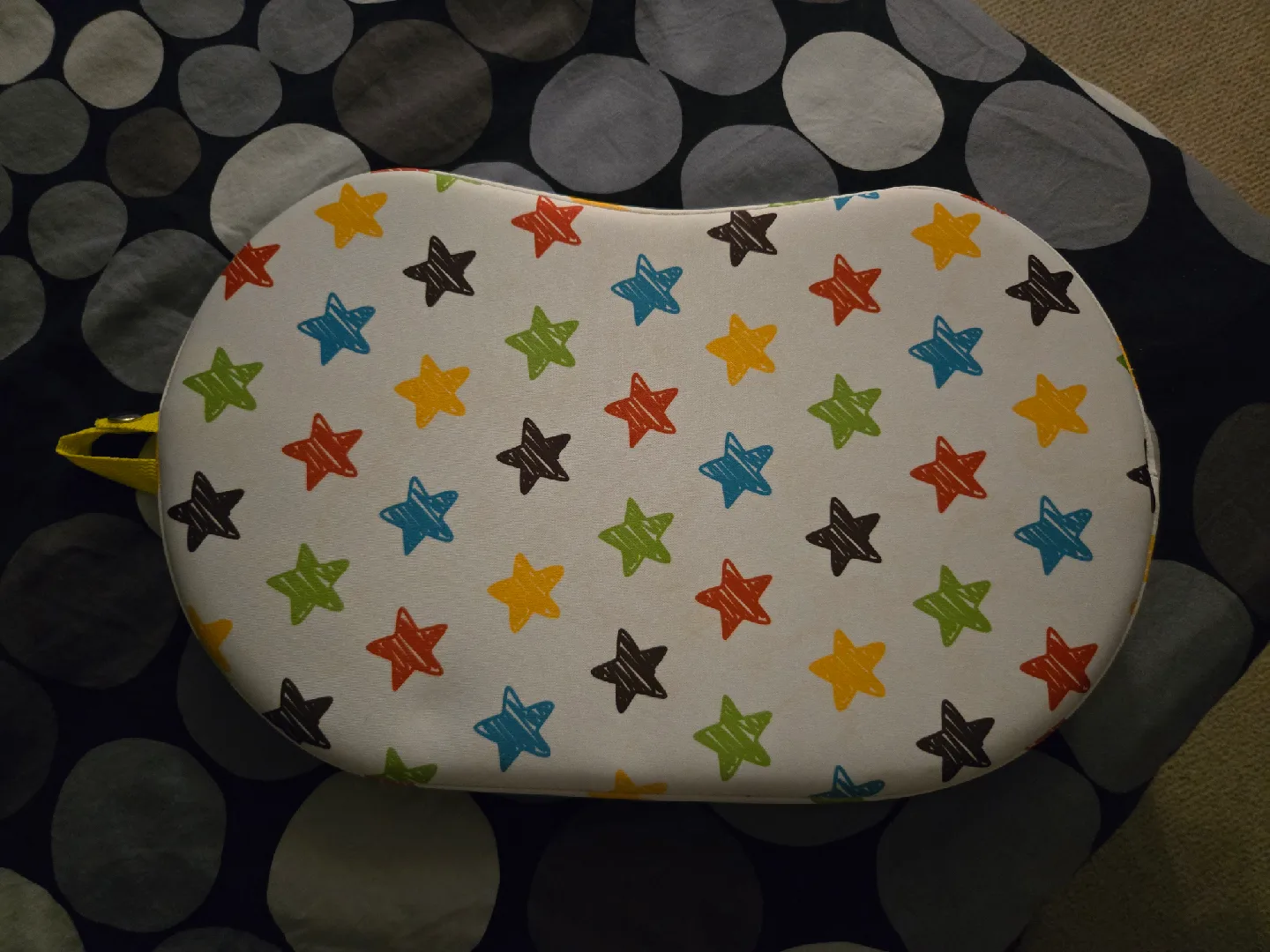 Munchkin Soft Spot Cushioned Bath Mat and Bath Kneeler image indicator(3)