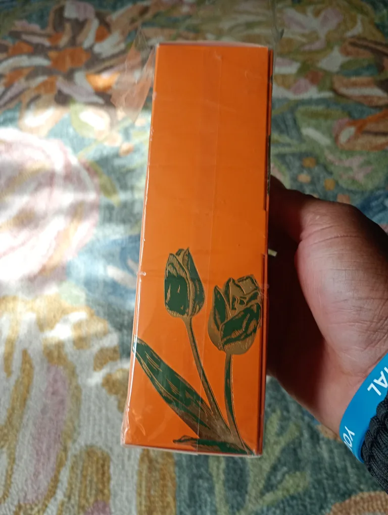 Romance Eau de Parfum 3.4 fl oz image indicator(5)