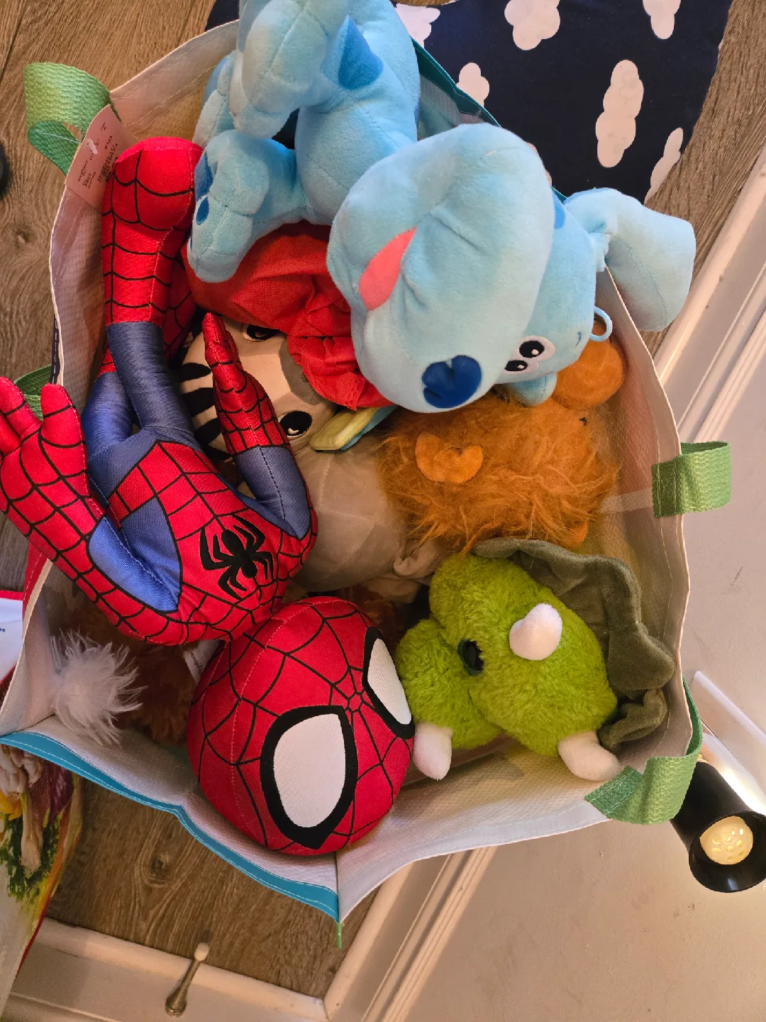 Free stuffies thumbnail