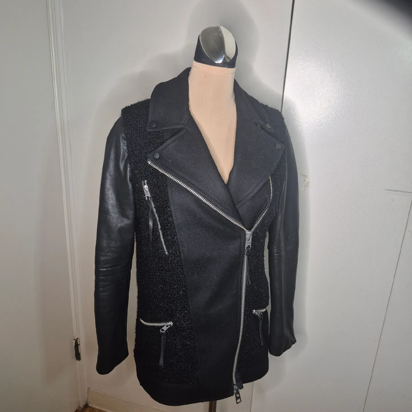 AllSaints Black Leather & Wool Blend Jacket - Size US 4 image indicator(8)