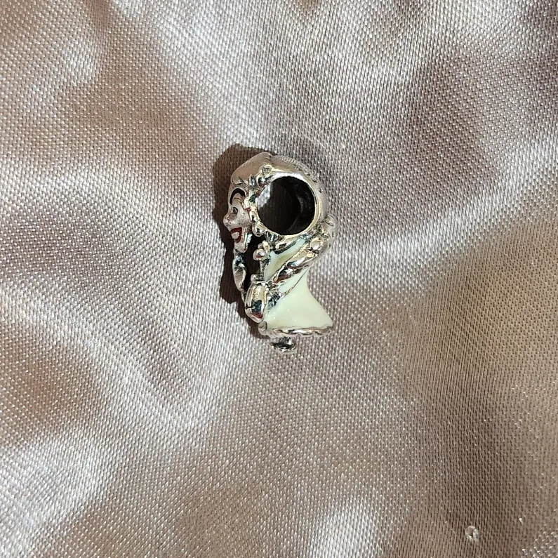 Disney 101 Dalmatians Cruella De Vil Charm image indicator(3)