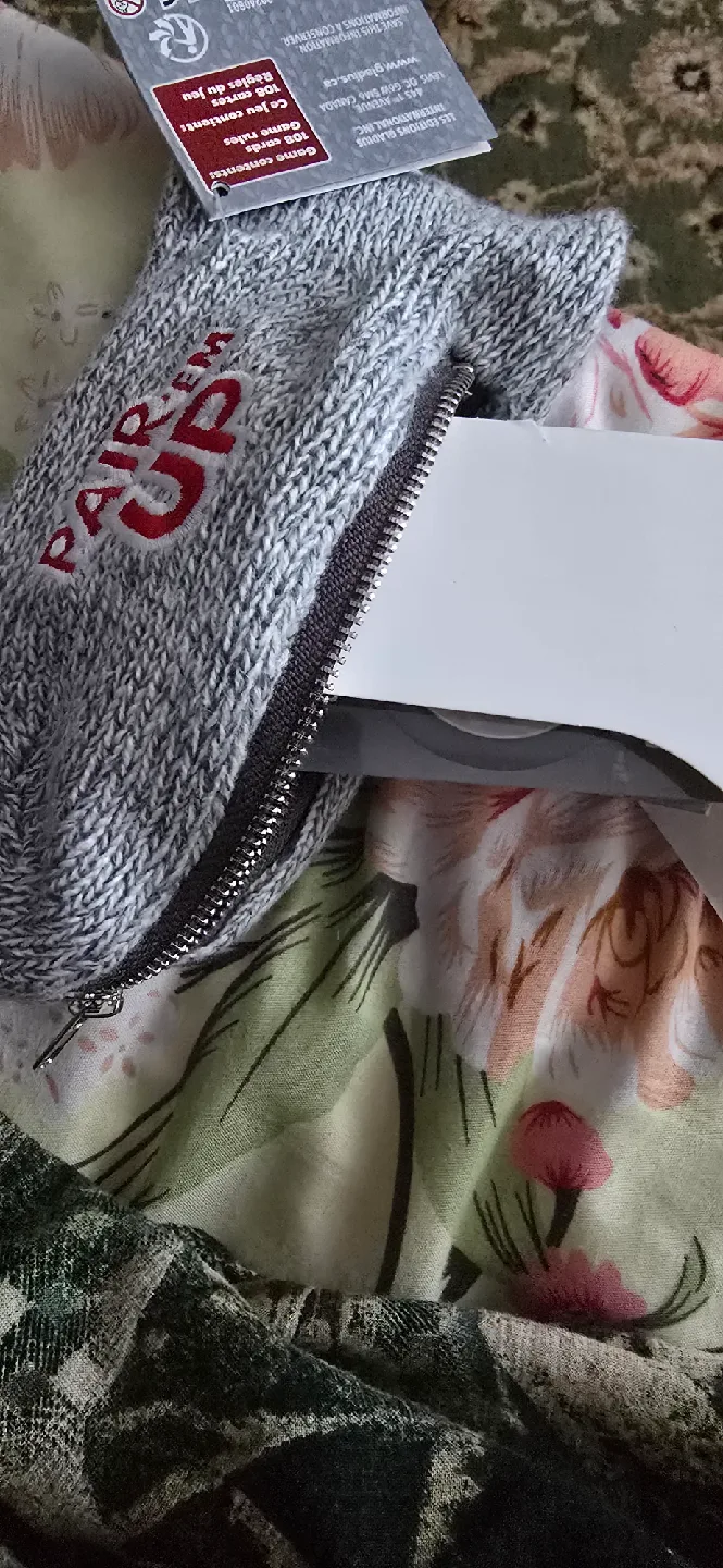 3 New Perds Pas Ta Paire Pair'em Up Card Game image indicator(6)