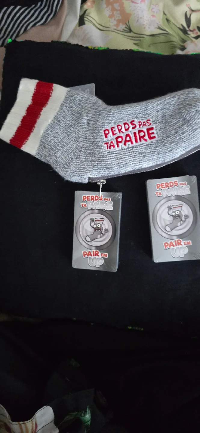 3 New Perds Pas Ta Paire Pair'em Up Card Game image indicator(8)