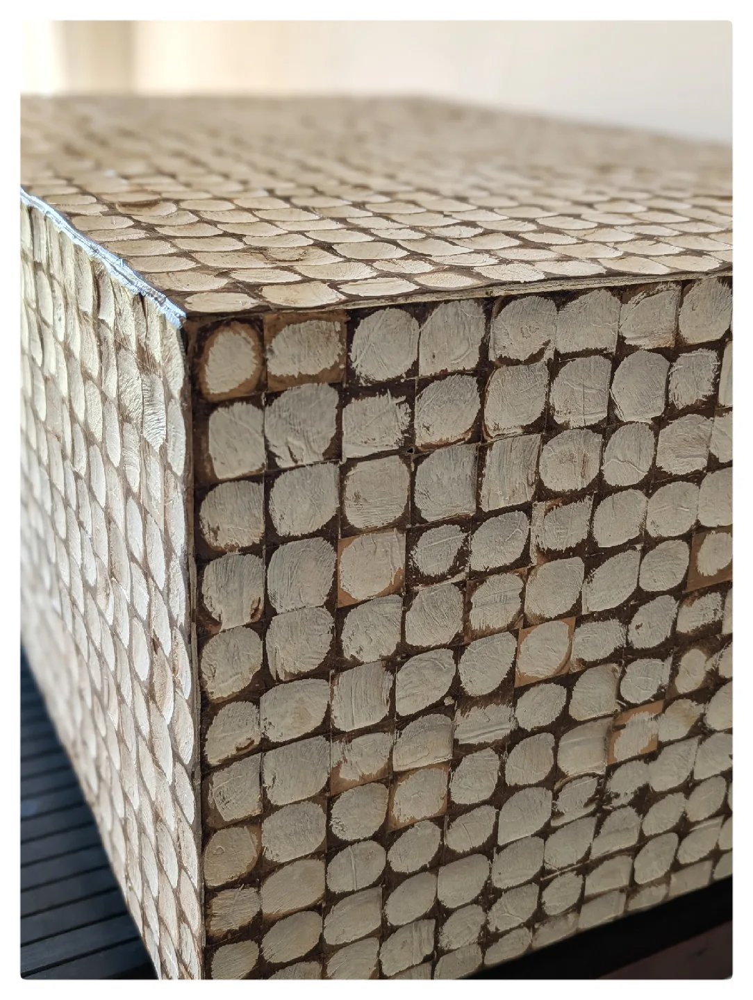 coffee table image indicator(5)