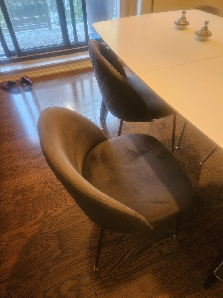 Extendable Dining Table with 4 Grey Chairs - photo 3