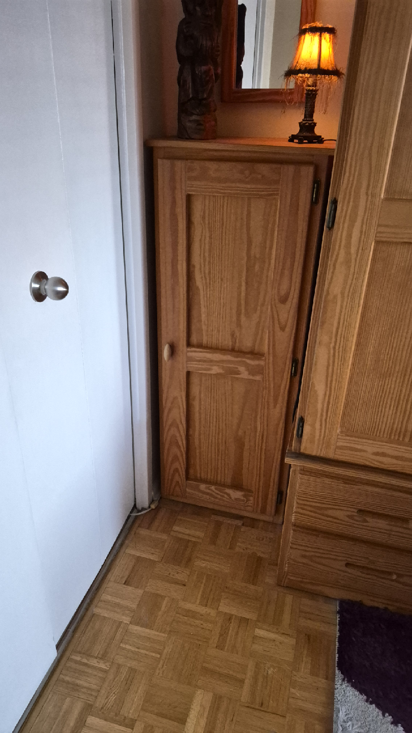 2 Wooden Wardrobes with Drawers - photo 2