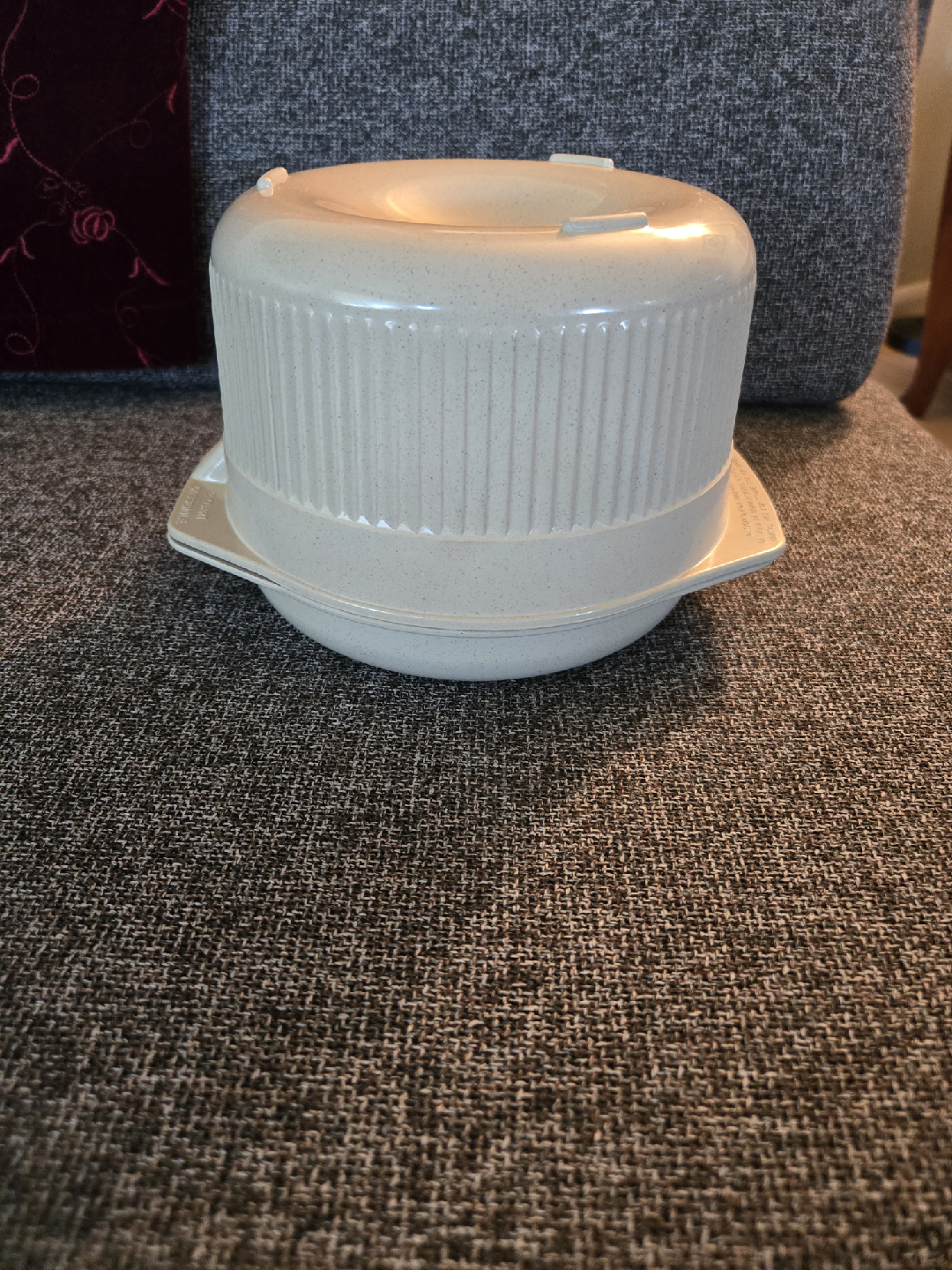 Vintage Cook N' Cover Casserole Dish - photo 2