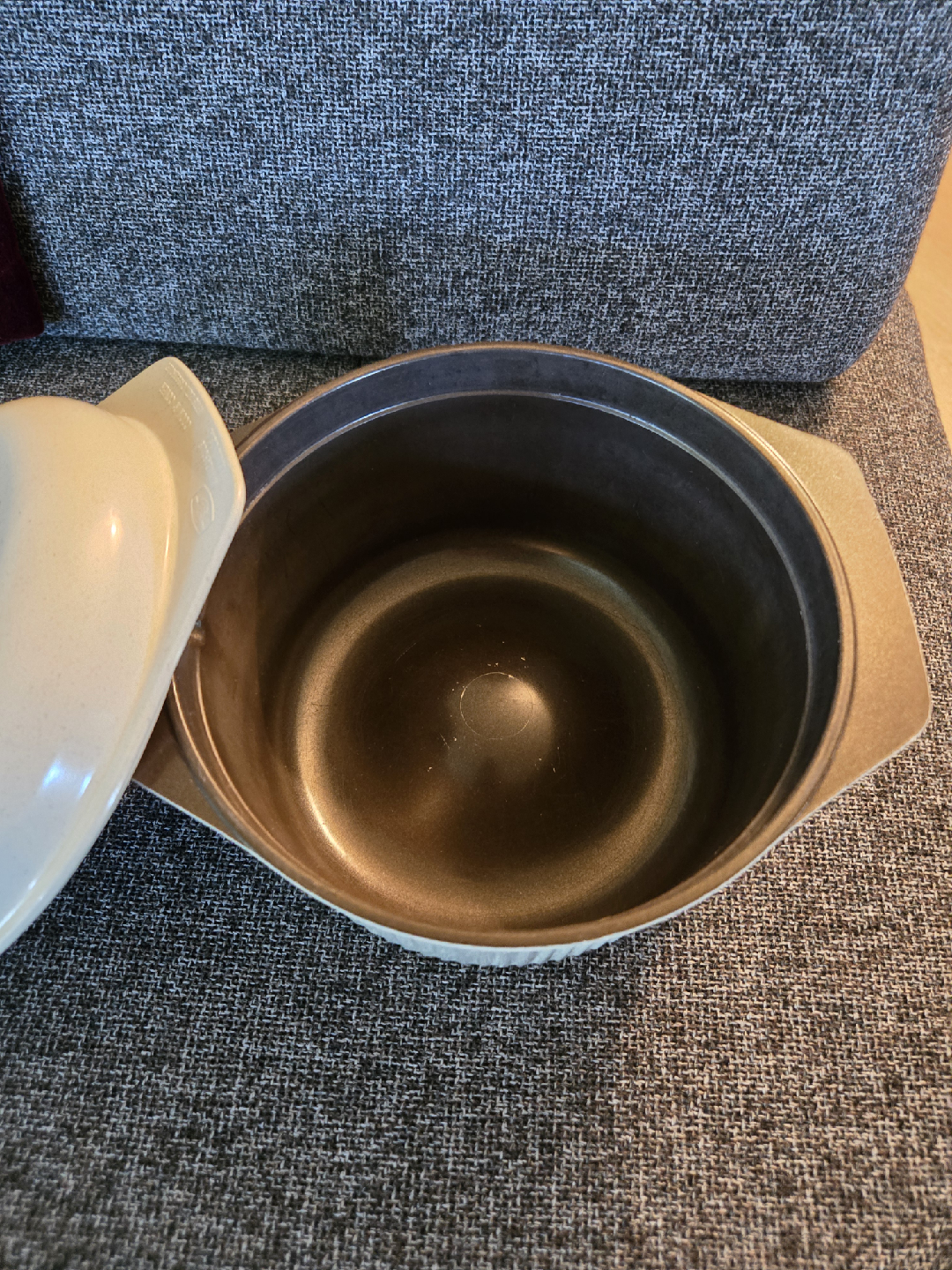 Vintage Cook N' Cover Casserole Dish - photo 3