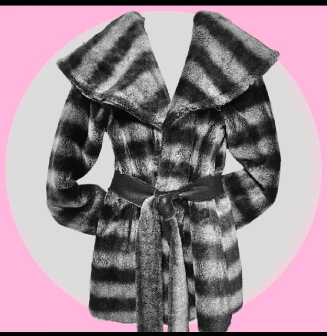 Luxury Faux Fur / Leather Reversible Illusions Sherri Cassin image indicator(3)