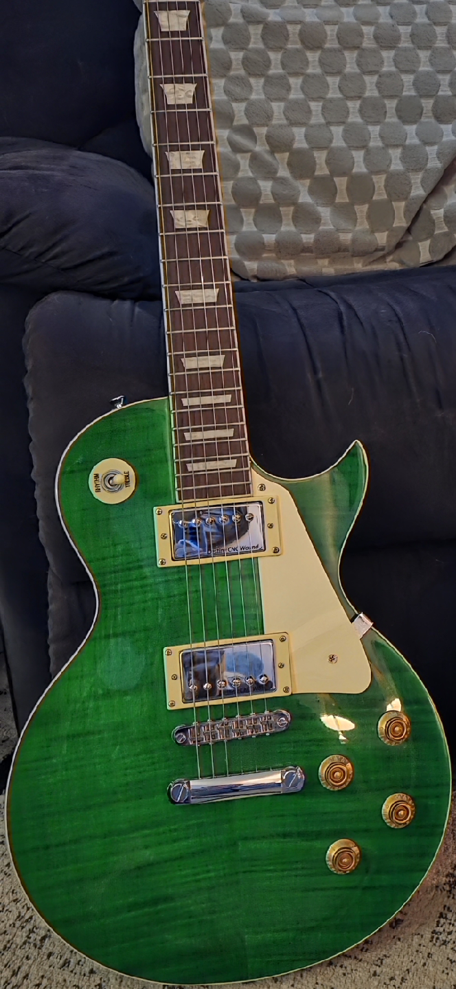 IYV les paul style guitar