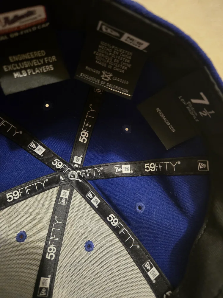 New Era LA Dodgers 59FIFTY Cap, Size 7 1/2 image indicator(3)