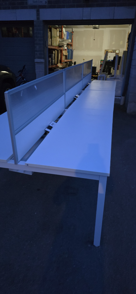 workstation with divider and drawer