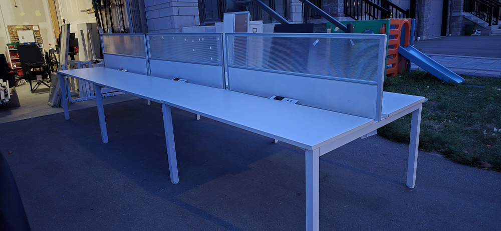 workstation with divider and drawer - photo 2