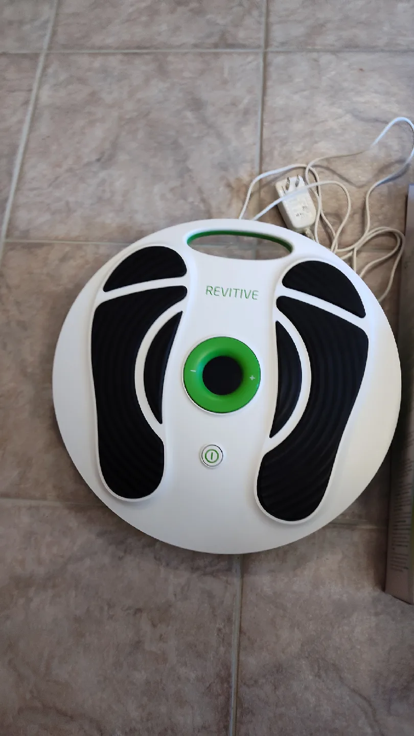 Revitive Circulation Booster Medic with Remote image indicator(2)