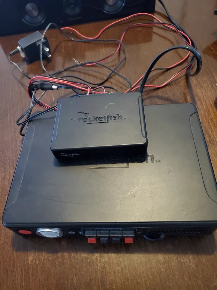 Rocketfish Universal Wireless Rear Speaker Kit thumbnail