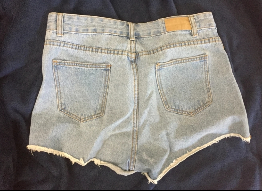 Denim Jean Shorts - Size L - photo 3