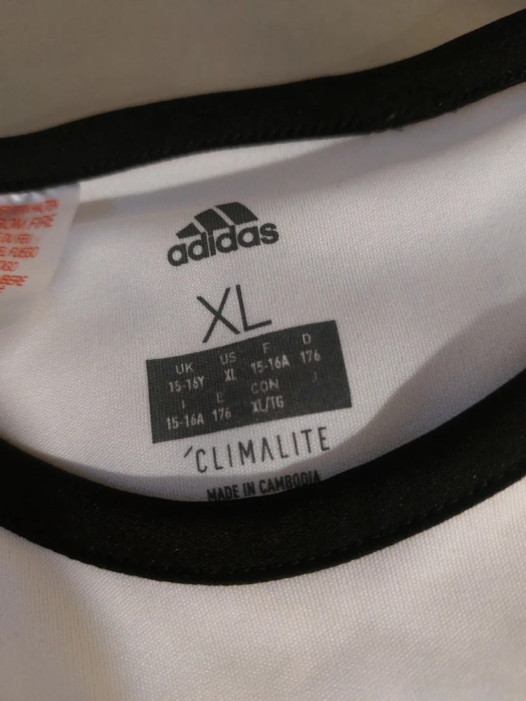 Adidas White & Black XL T-Shirt image indicator(2)