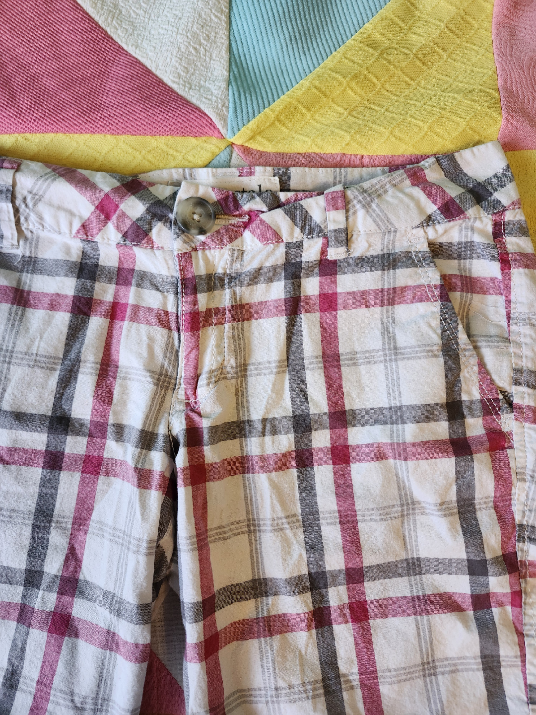 Aeropostale pink/grey/white plaid shorts - photo 3