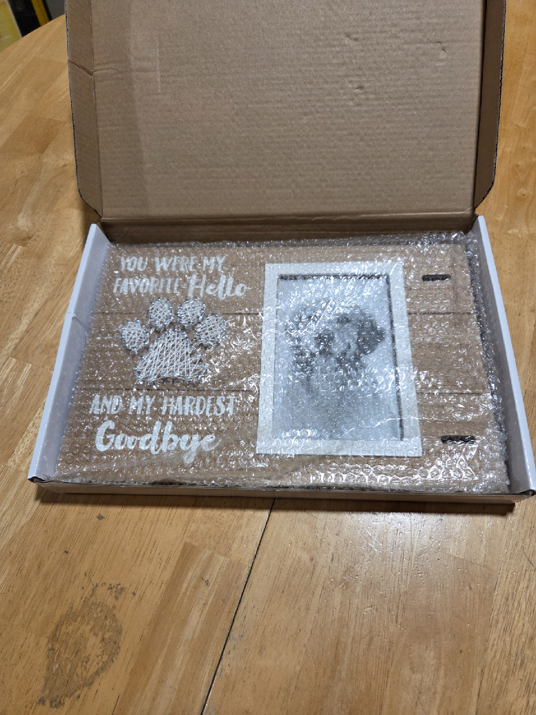 Boom Moments Pet Memorial Frame (12x8 in)