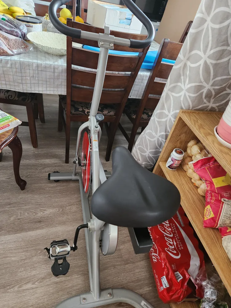 Sunny Health & Fitness Exercise Bike image indicator(2)