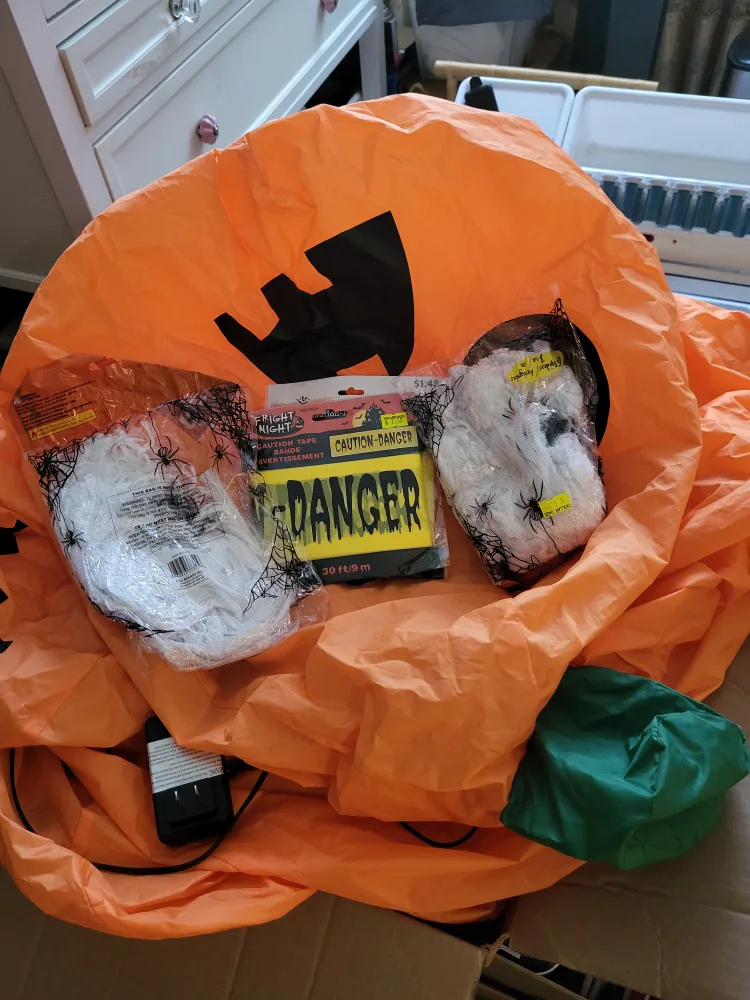 Halloween electrical Pumpkins, Caution Tape & Spider Webs image indicator(3)