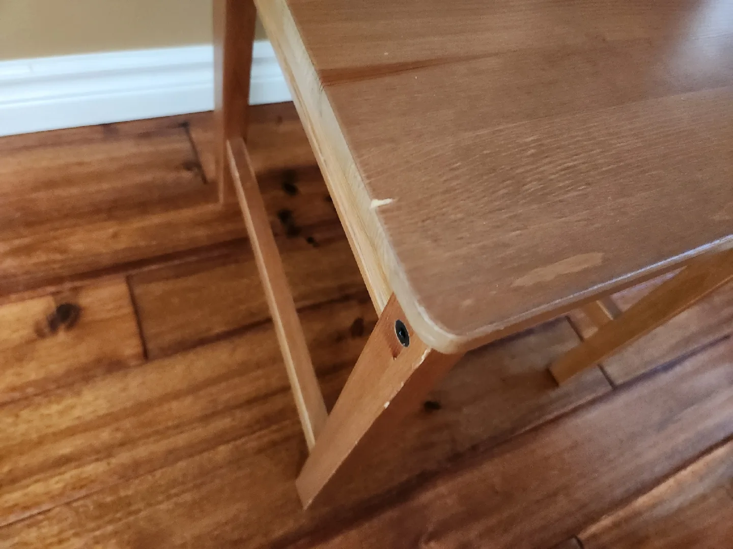 Wooden Dining Chair image indicator(5)