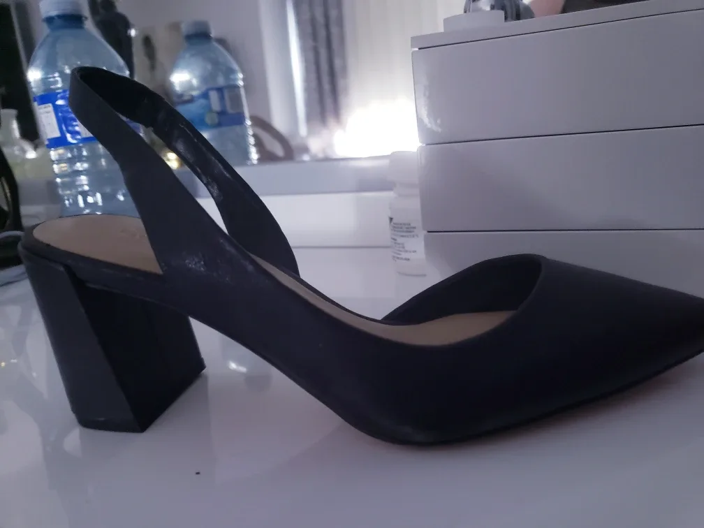 Enzo Angiolini Black Slingback Heels thumbnail