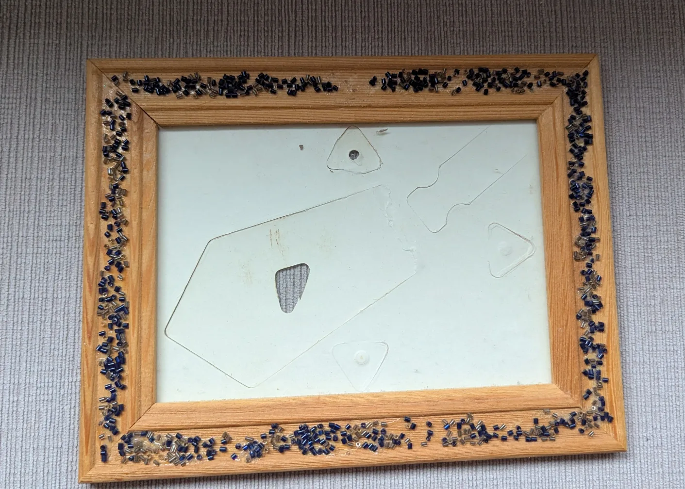 Wooden Picture Frame with Bead Decor thumbnail
