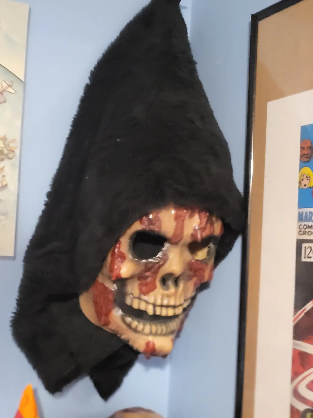Hooded Skull Mask thumbnail