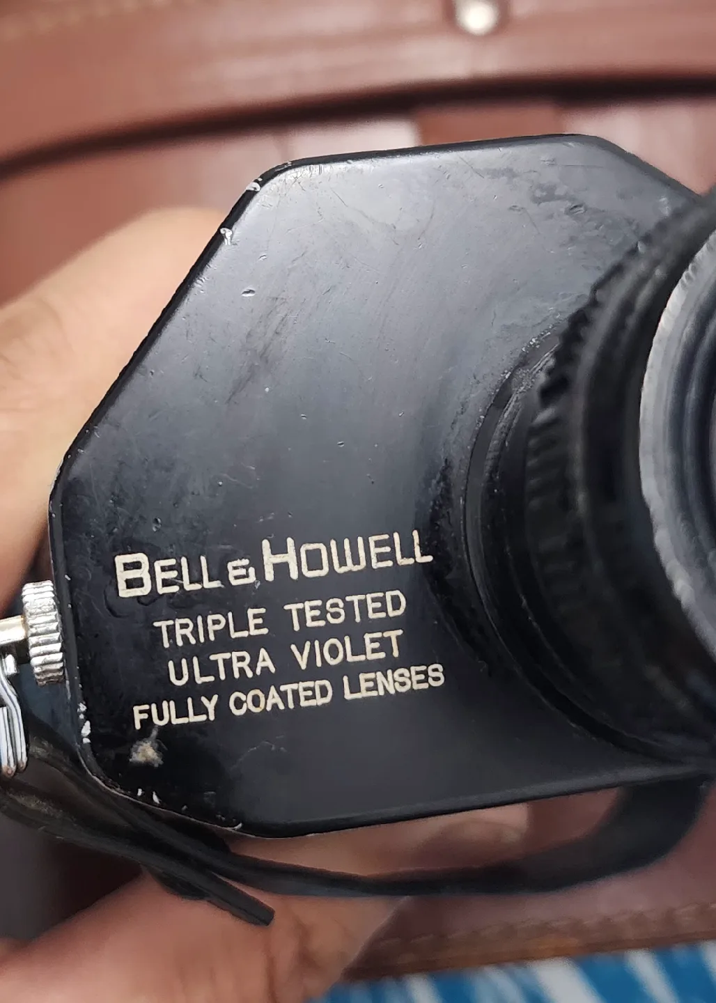 Bell & Howell 8x40 Binoculars with Case image indicator(2)