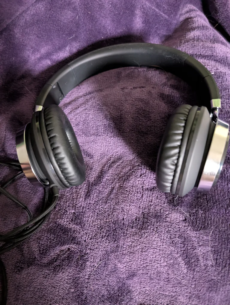 Artix Black Headphones image indicator(2)