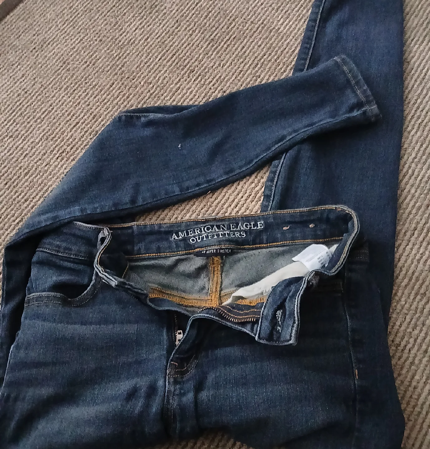 American Eagle Hi-Rise Jegging - Size 4 Long thumbnail