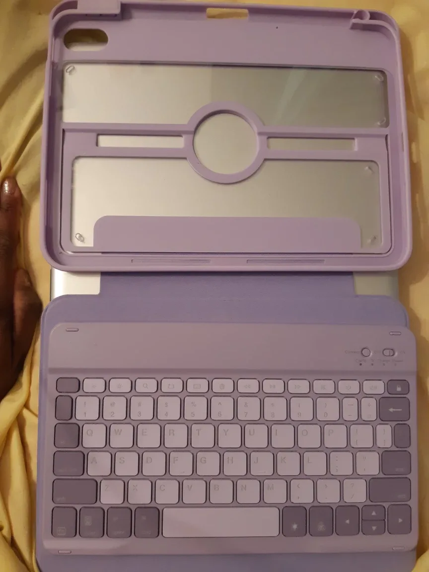 Purple iPad Keyboard Case image indicator(2)