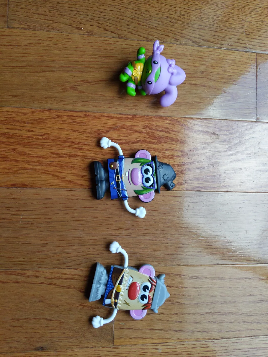 small toys thumbnail