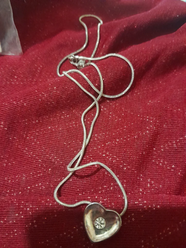 Heart Pendant Necklace image indicator(2)