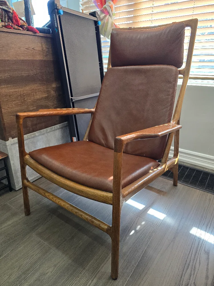 Natuzzi Editions Brown Leather Chair image indicator(4)