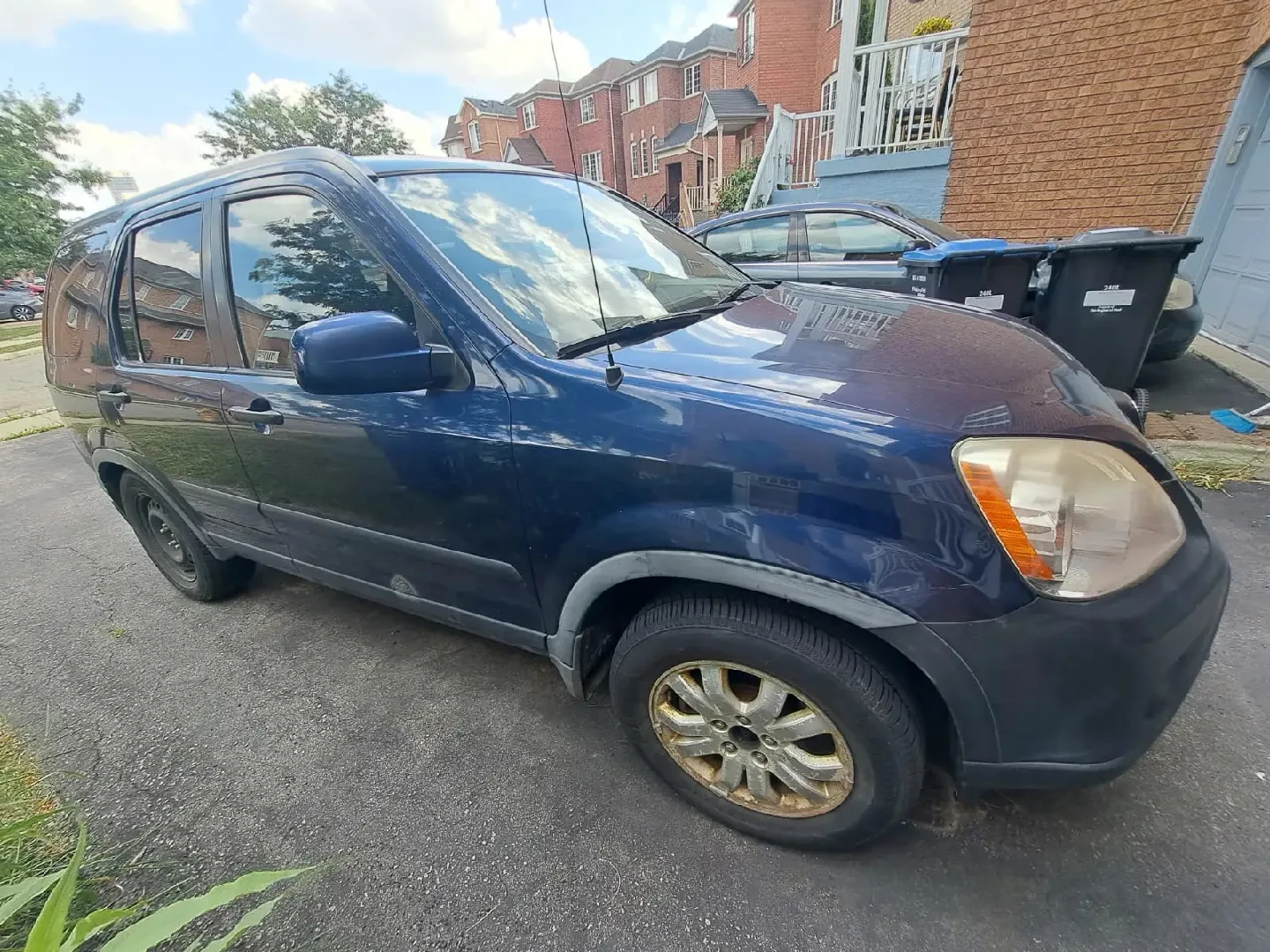 Honda CR-V thumbnail