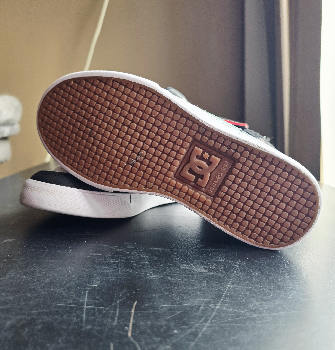 DC Youth Shoes - Size 2 - photo 3