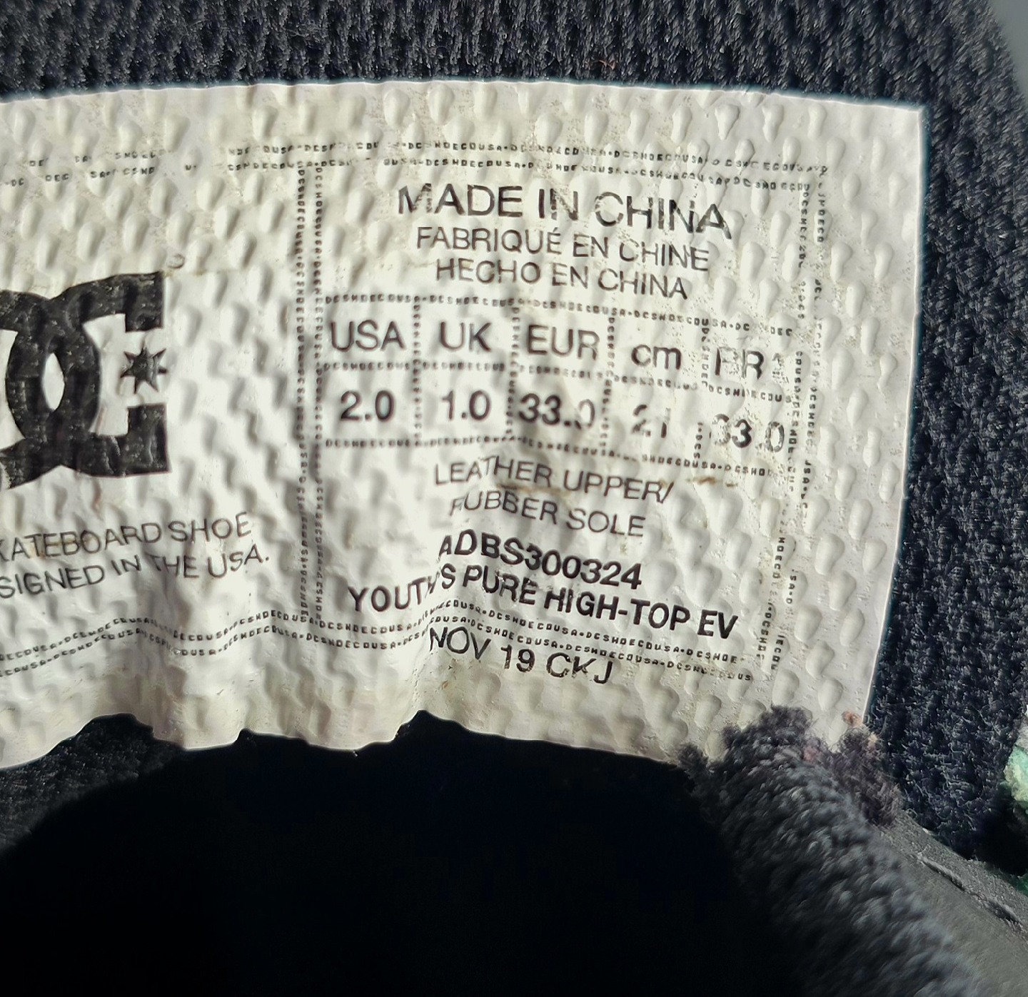 DC Youth Shoes - Size 2 - photo 4