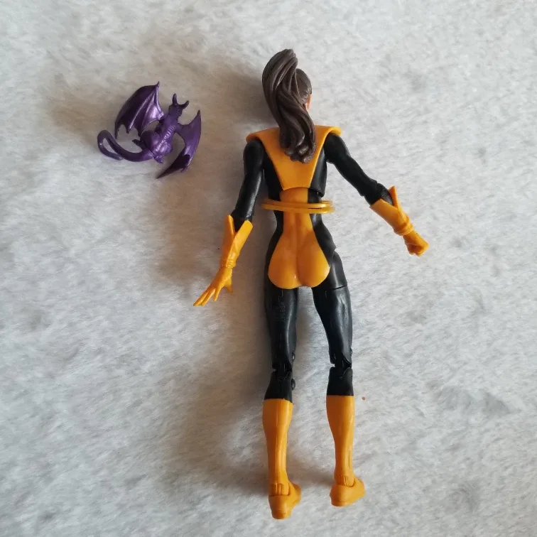 Marvel Legends X-Men Kitty Pryde Action Figure image indicator(2)
