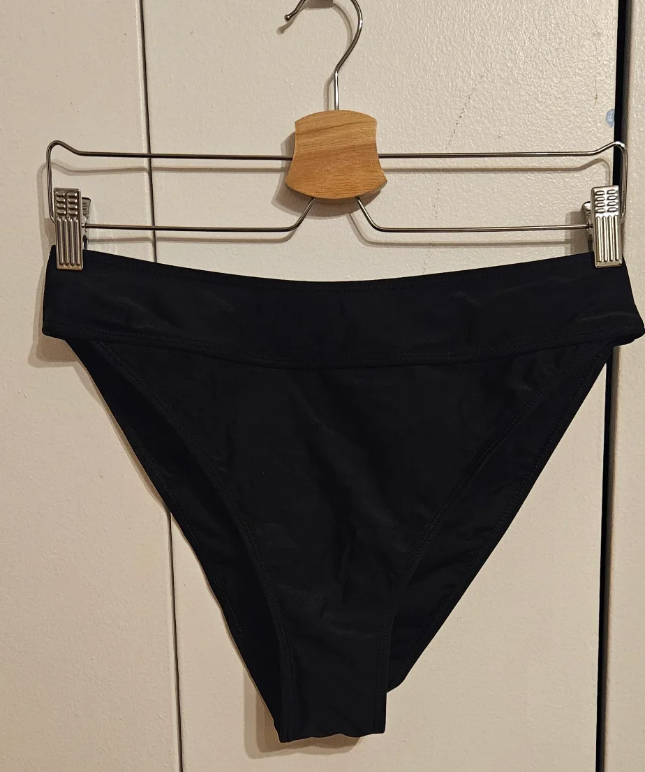 Shein Black Bikini Bottoms - Size L (NEVER WORN) thumbnail