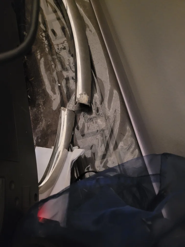 Samsung UA32F4590AM 32" TV with Wall Mount image indicator(5)